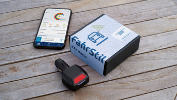 KFZ Tarif Packaging mit App und Car-Adapter