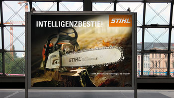 Großfläche "Intelligenzbestie": STIHL Motorsäge mit M-Tronic 