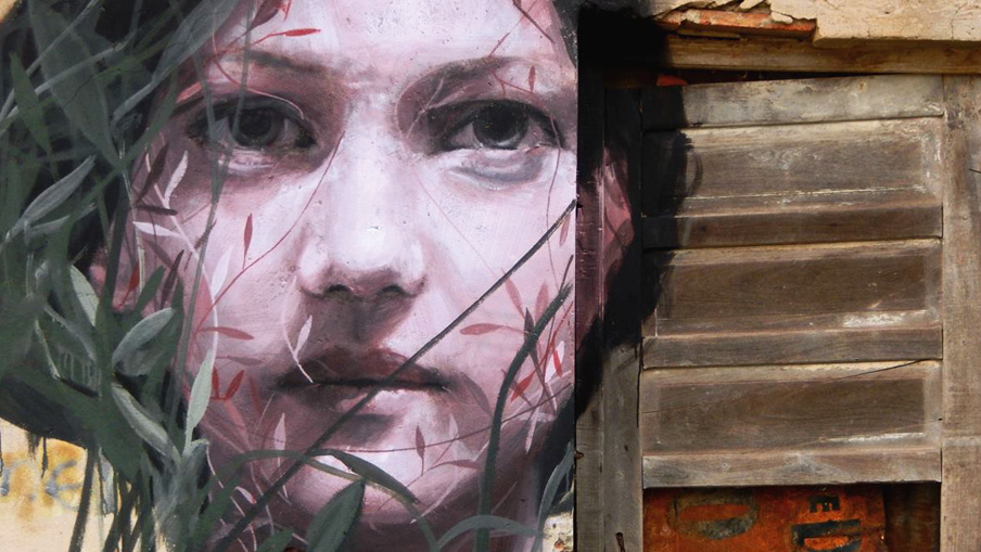 Frauenkopf von Street-Art-Künstler Francisco Bosoletti 